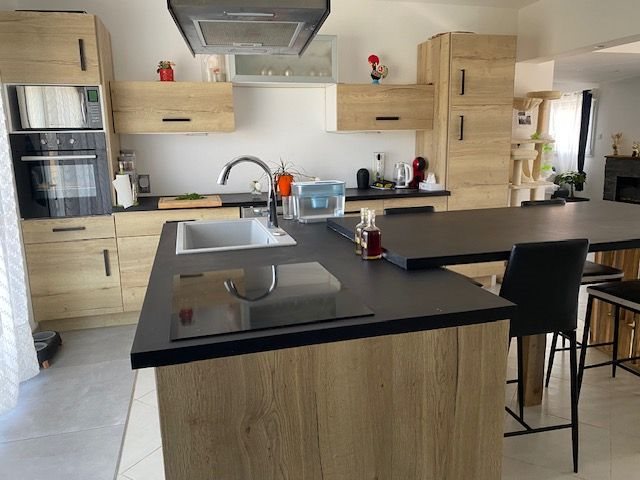 Maison à vendre, 140m², Lézignan-la-Cèbe
