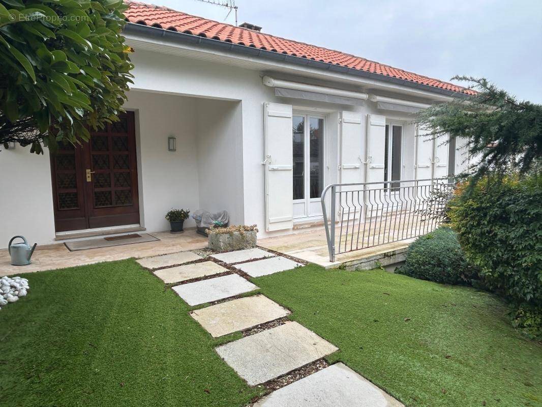 Maison à vendre, 139m², La Rochelle