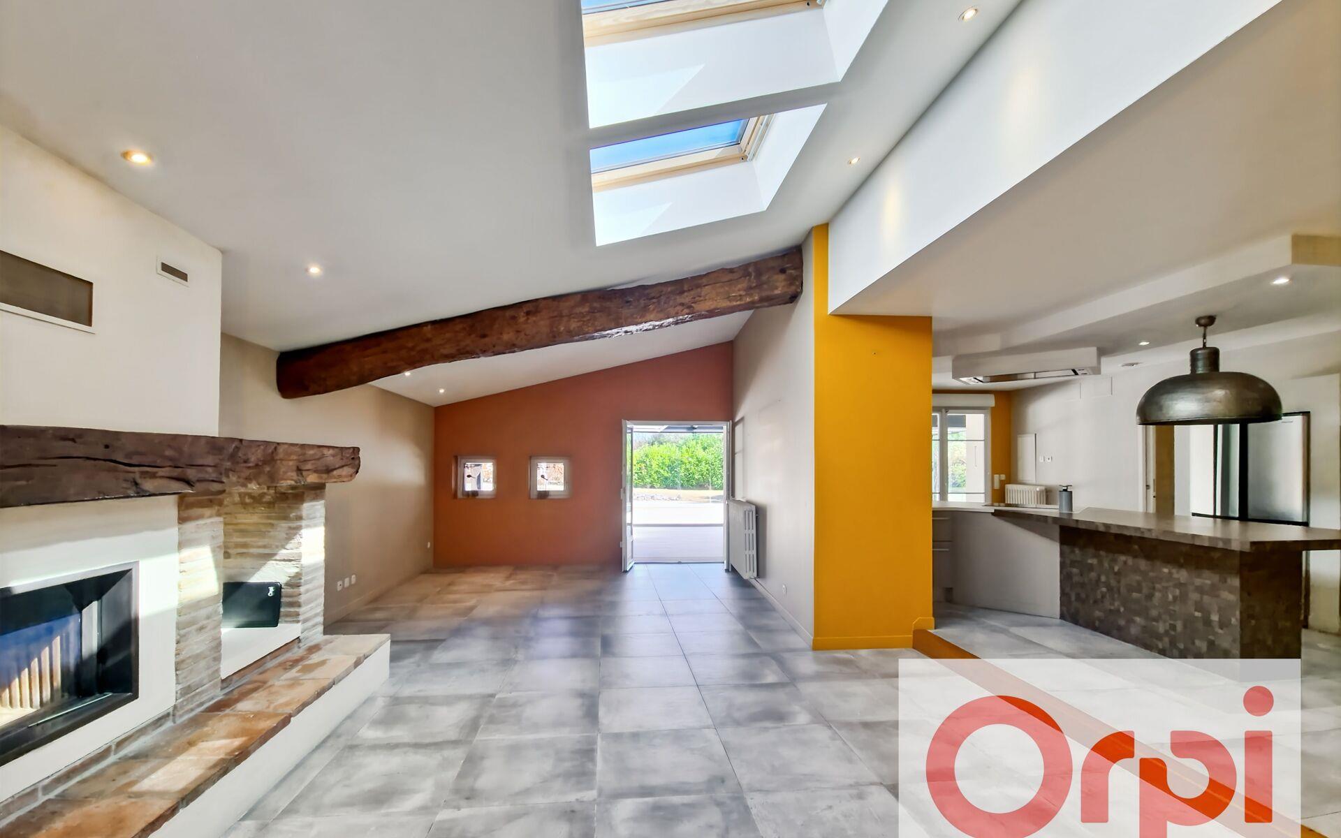 Maison à vendre, 288m², Le Burgaud