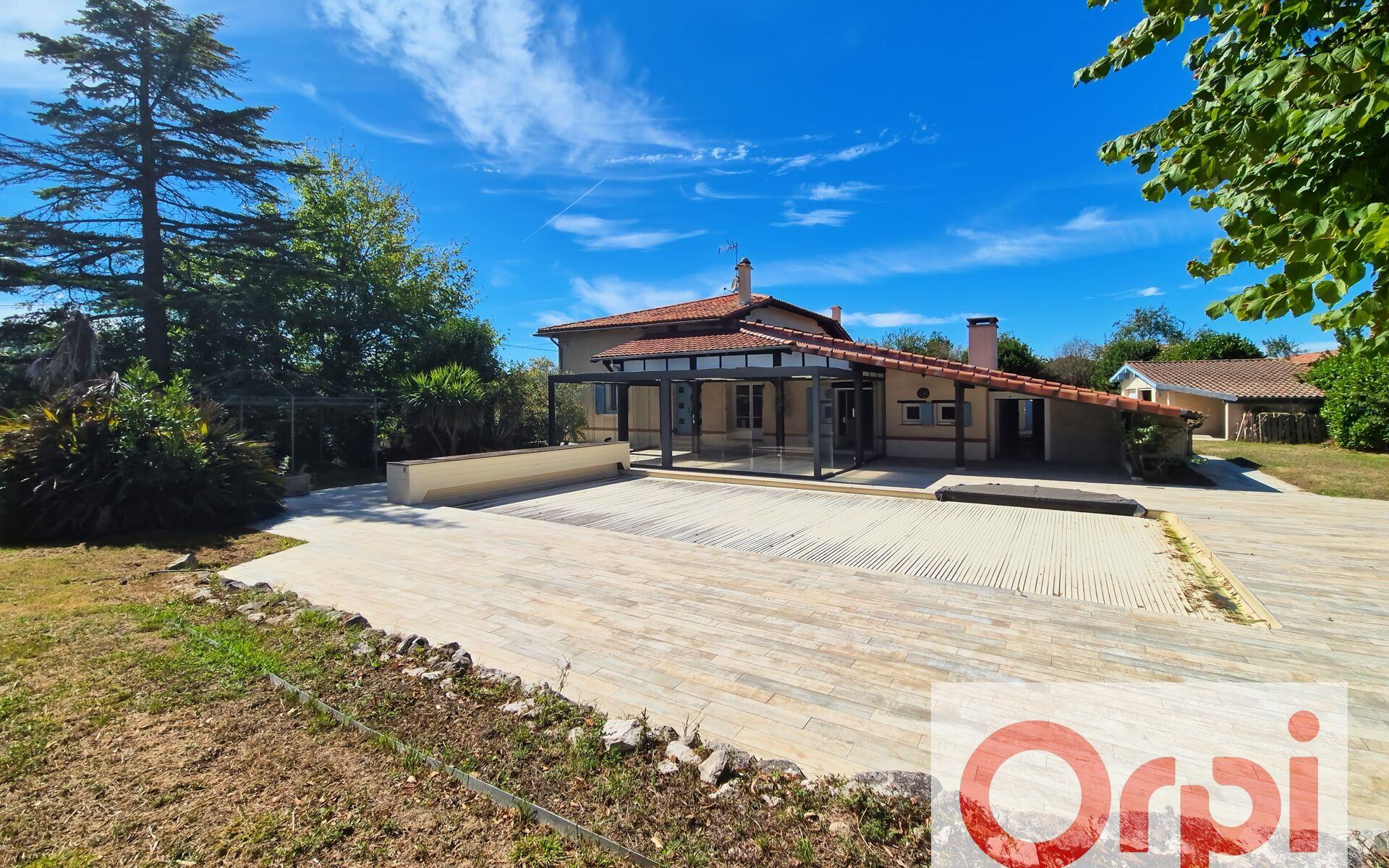 Maison à vendre, 288m², Le Burgaud