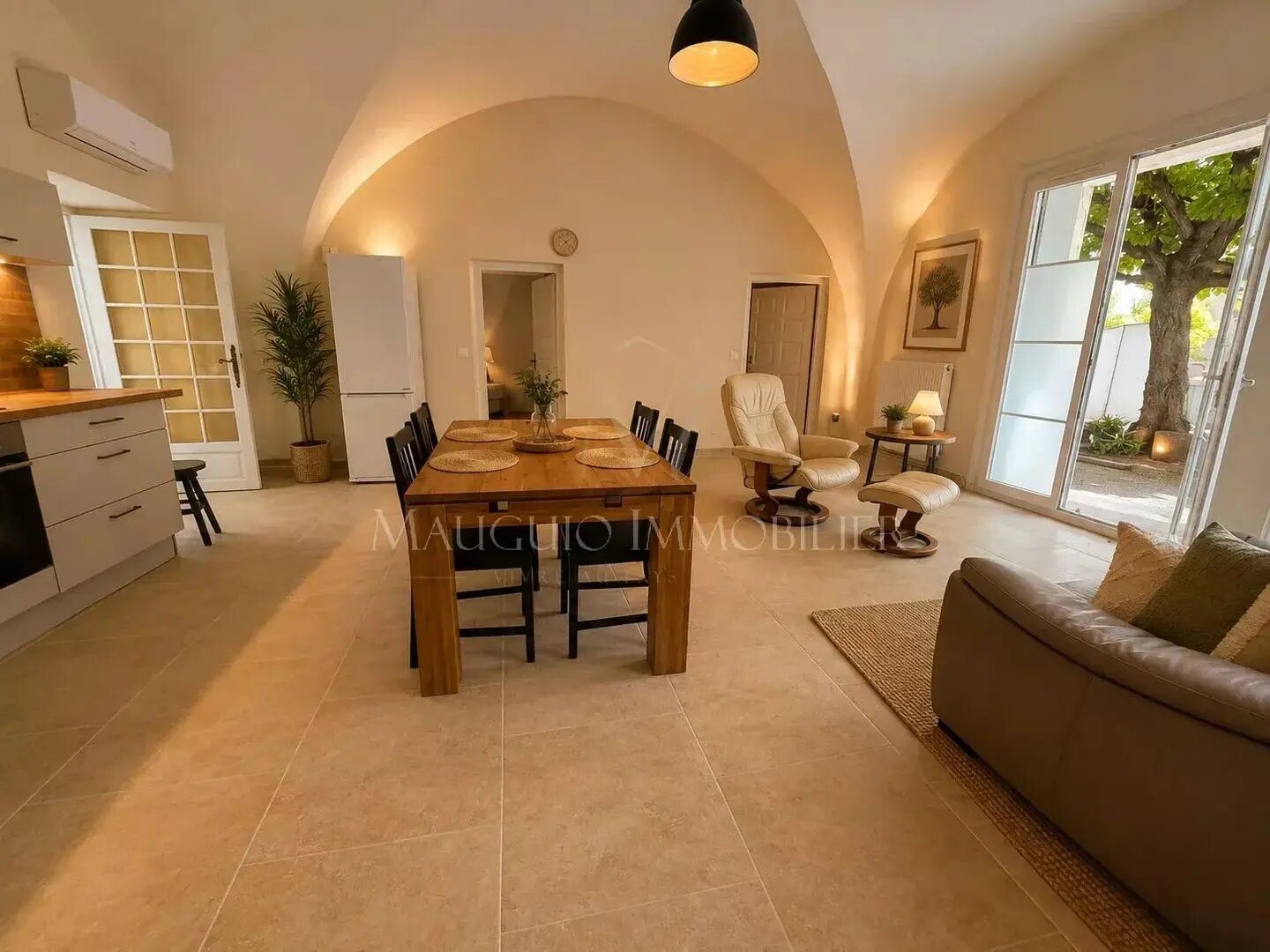 Maison à vendre, 201m², Lansargues