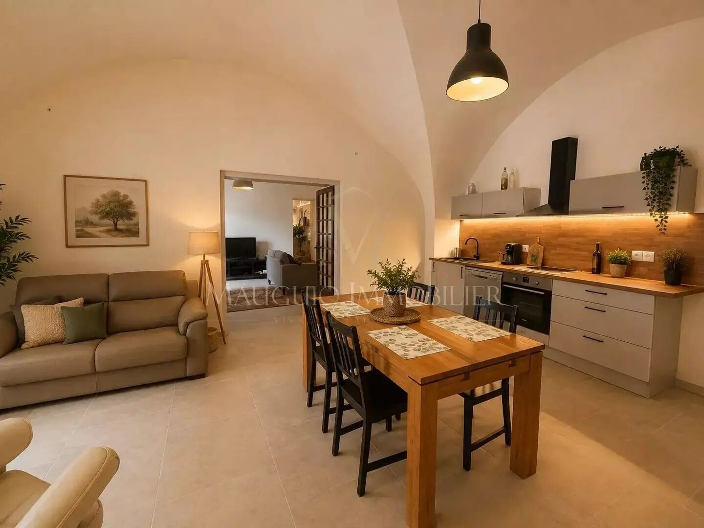 Maison à vendre, 201m², Lansargues