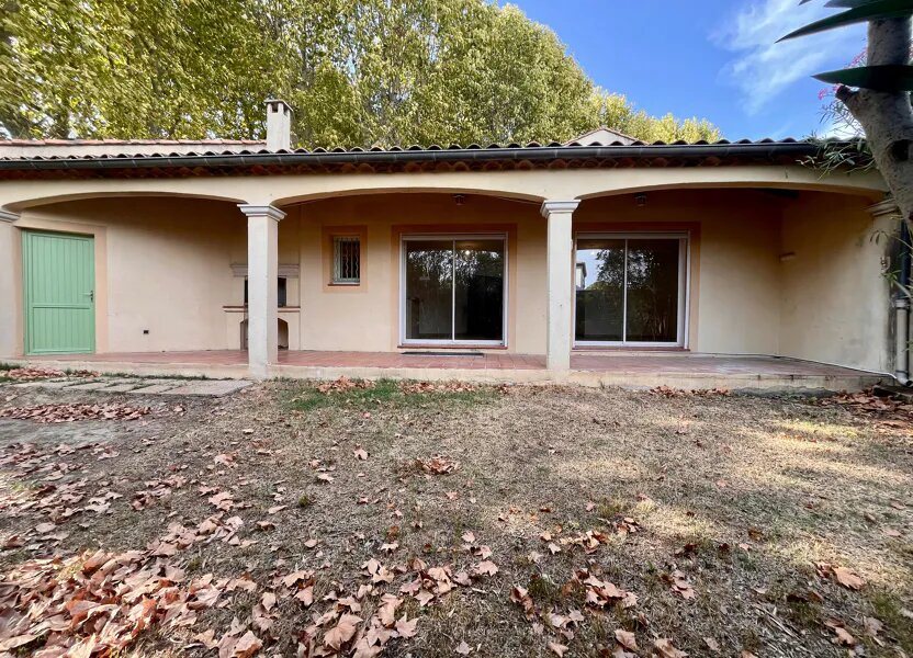 Maison à louer, 108m², Grans