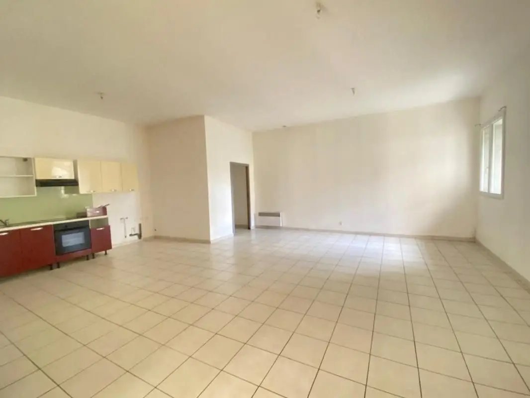 Appartement à louer, 88m², Cheval-Blanc