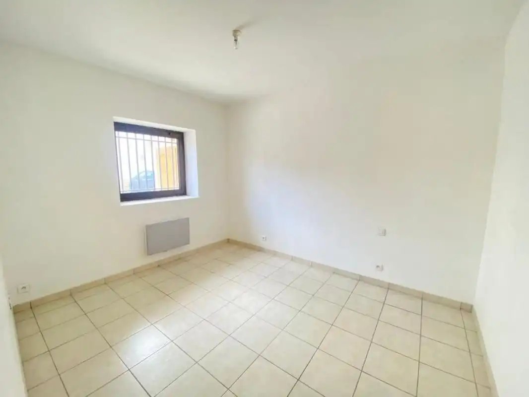 Appartement à louer, 88m², Cheval-Blanc