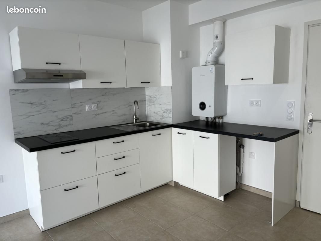 Appartement à louer, 39m², Arles