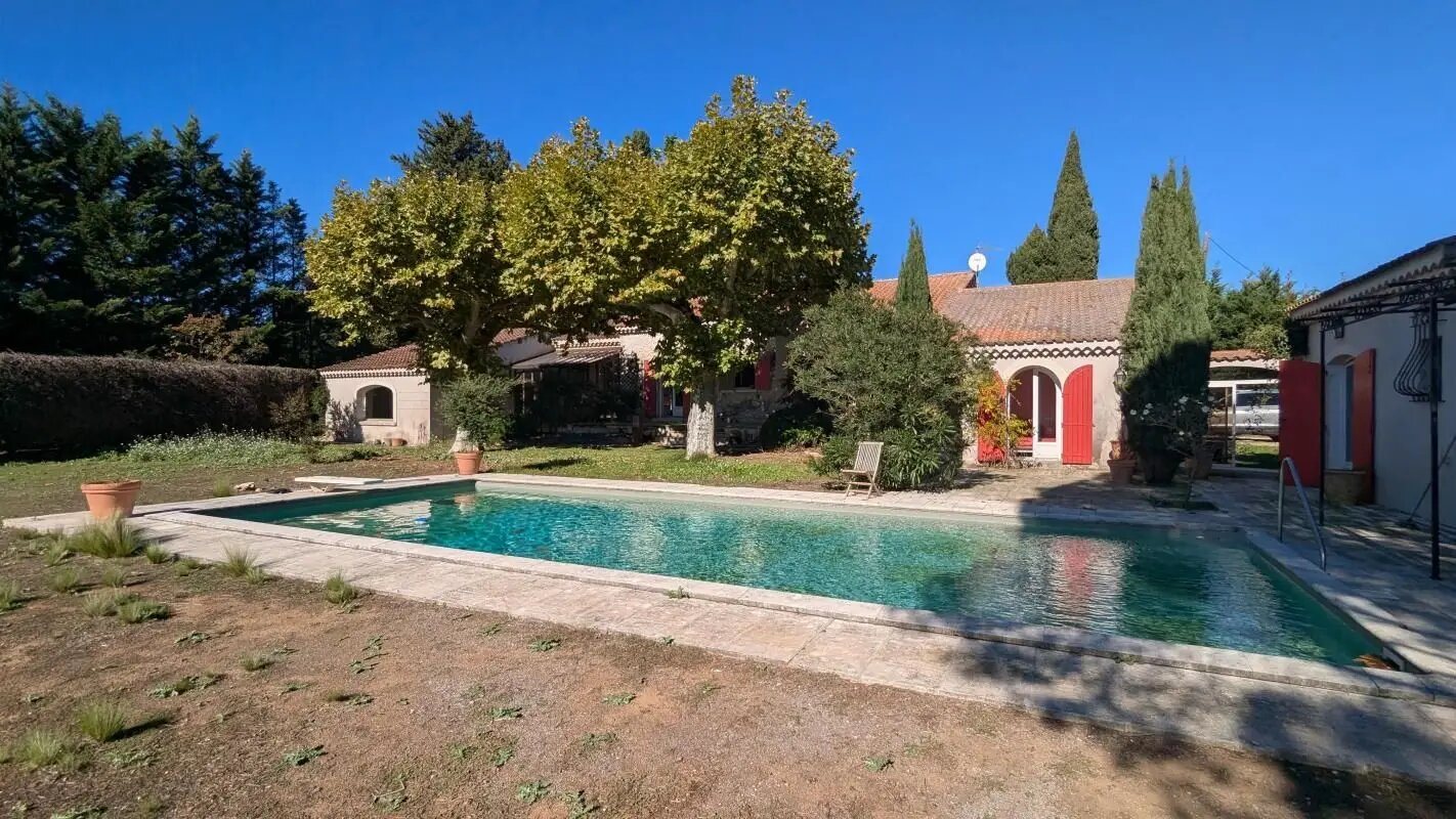Maison à vendre, 275m², Mollégès