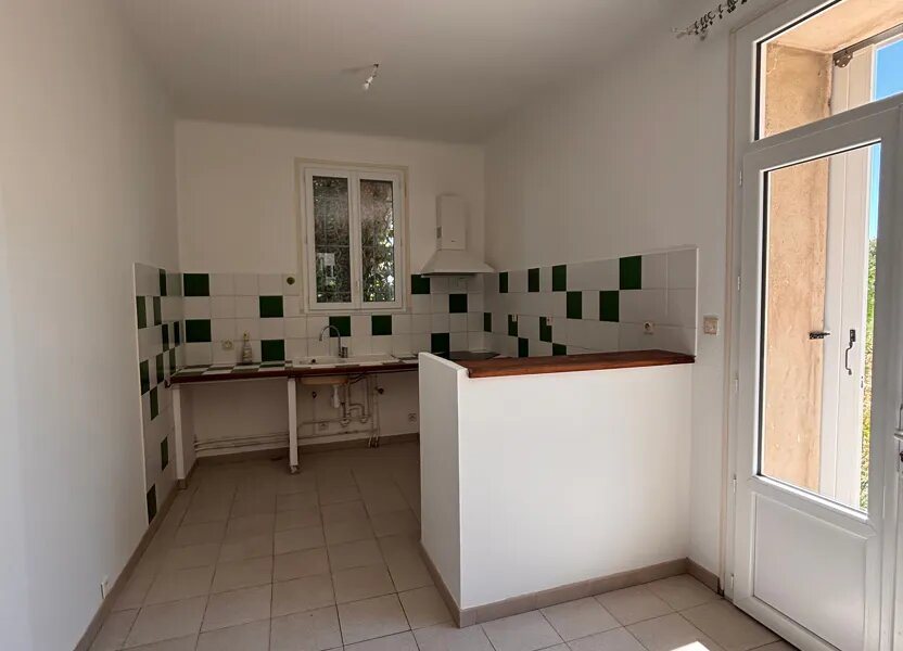 Maison à louer, 69m², Barbentane
