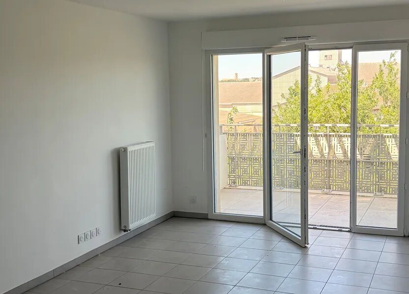 Appartement à louer, 40m², Arles