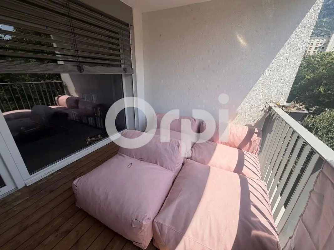 Appartement à vendre, 53m², Saint-Egrève