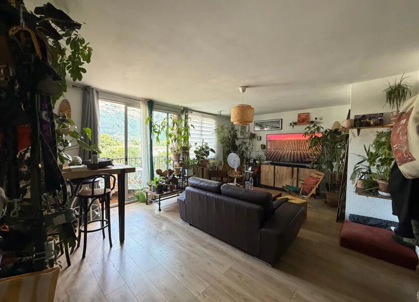 Appartement à vendre, 65m², Saint-Egrève