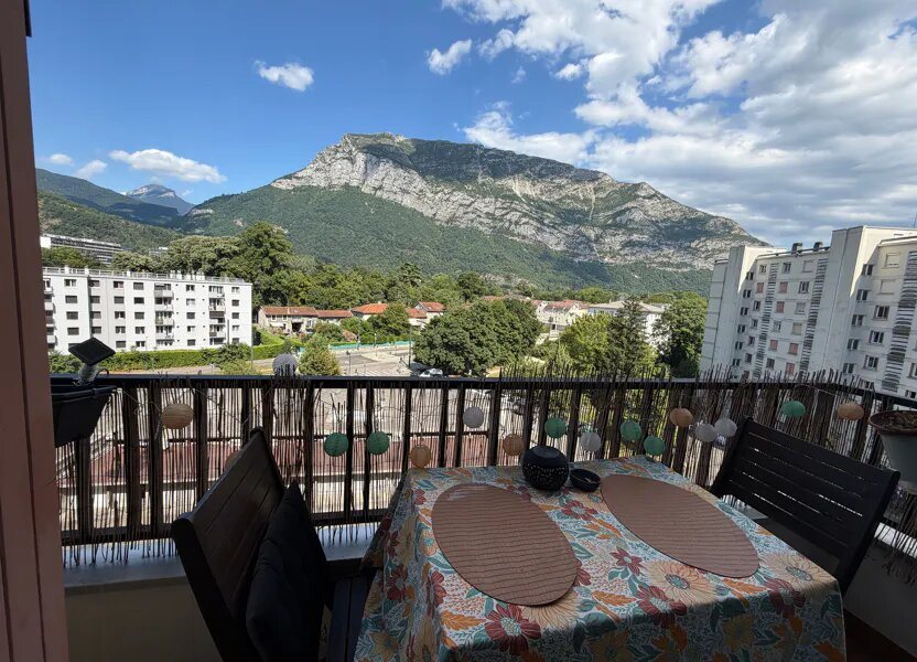 Appartement à vendre, 65m², Saint-Egrève