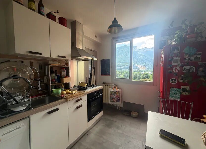 Appartement à vendre, 65m², Saint-Egrève