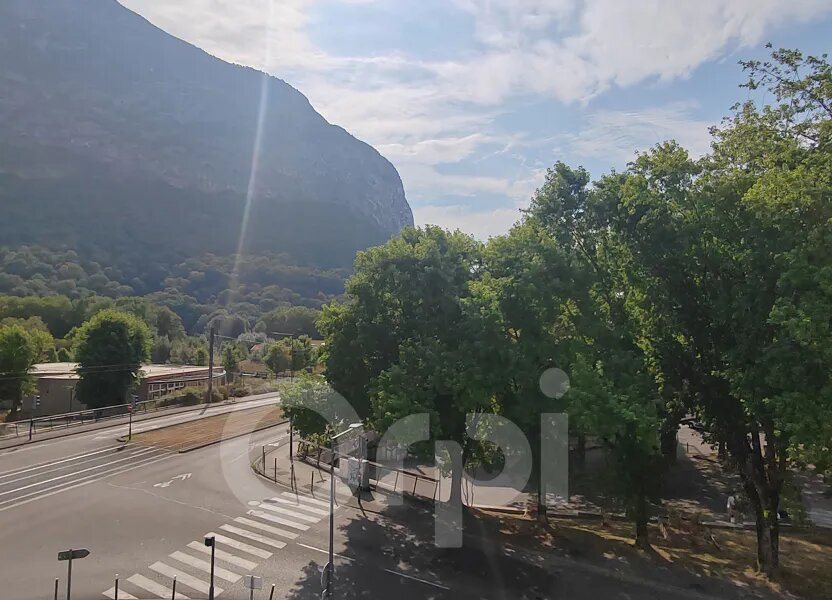 Appartement à vendre, 63m², Saint-Egrève