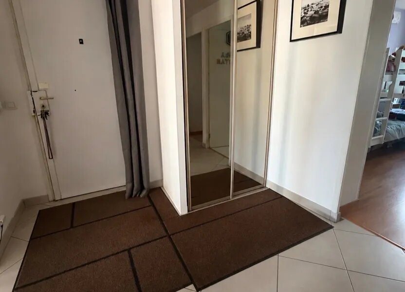 Appartement à louer, 73m², Saint-Egrève