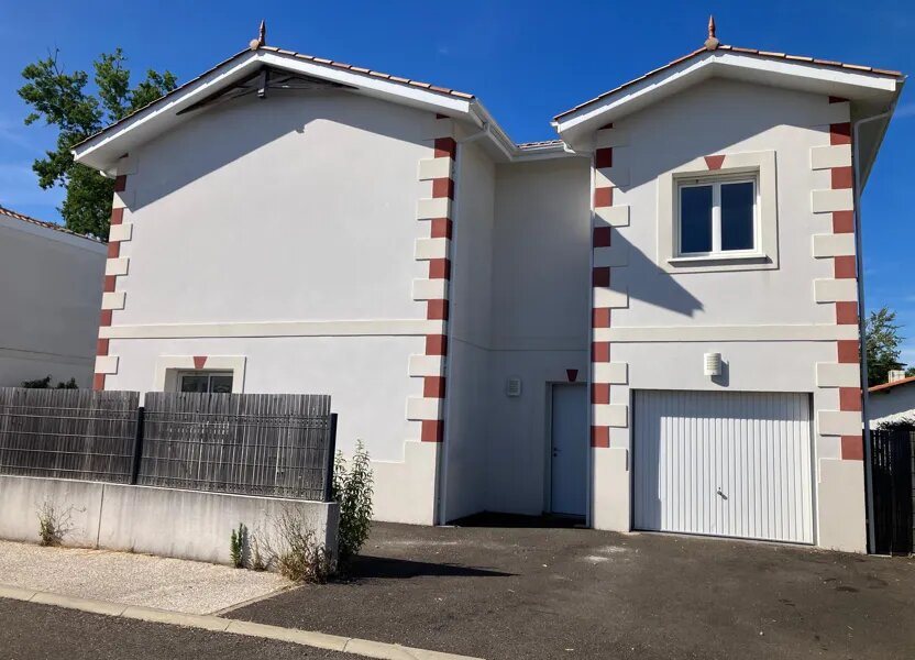Maison à louer, 93m², Mios