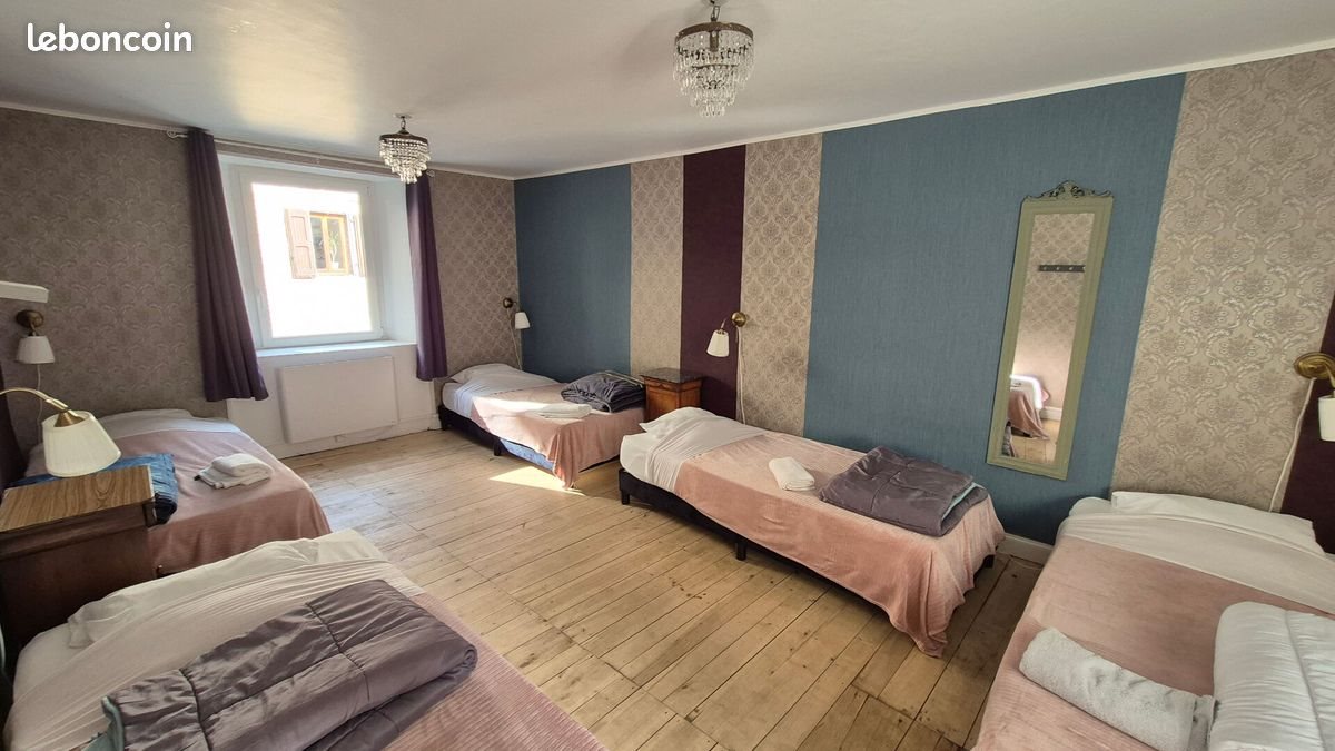 Maison à vendre, 160m², Saint-Chély-d'Aubrac