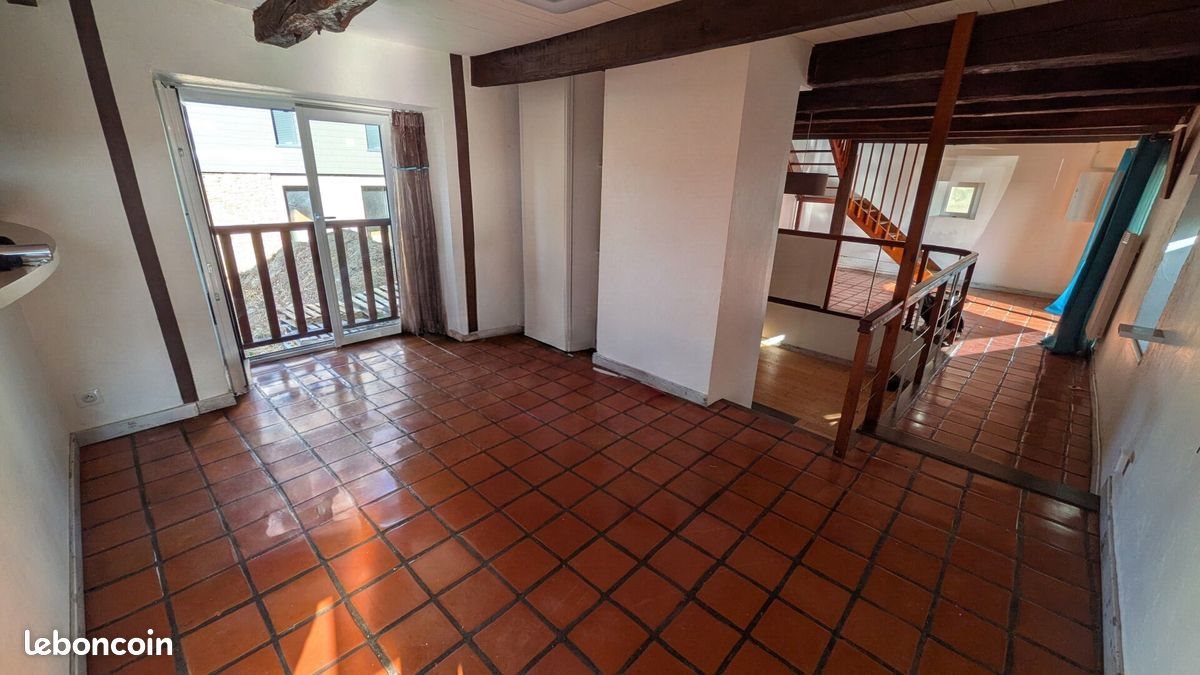 Maison à louer, 87m², Manhac