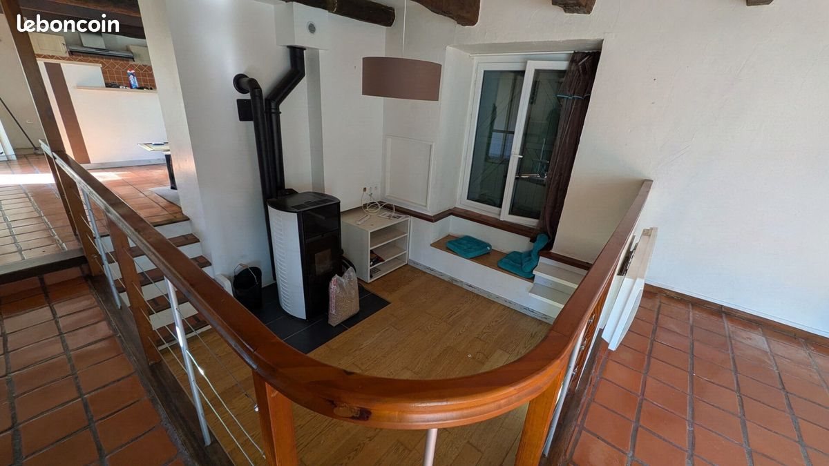 Maison à louer, 87m², Manhac