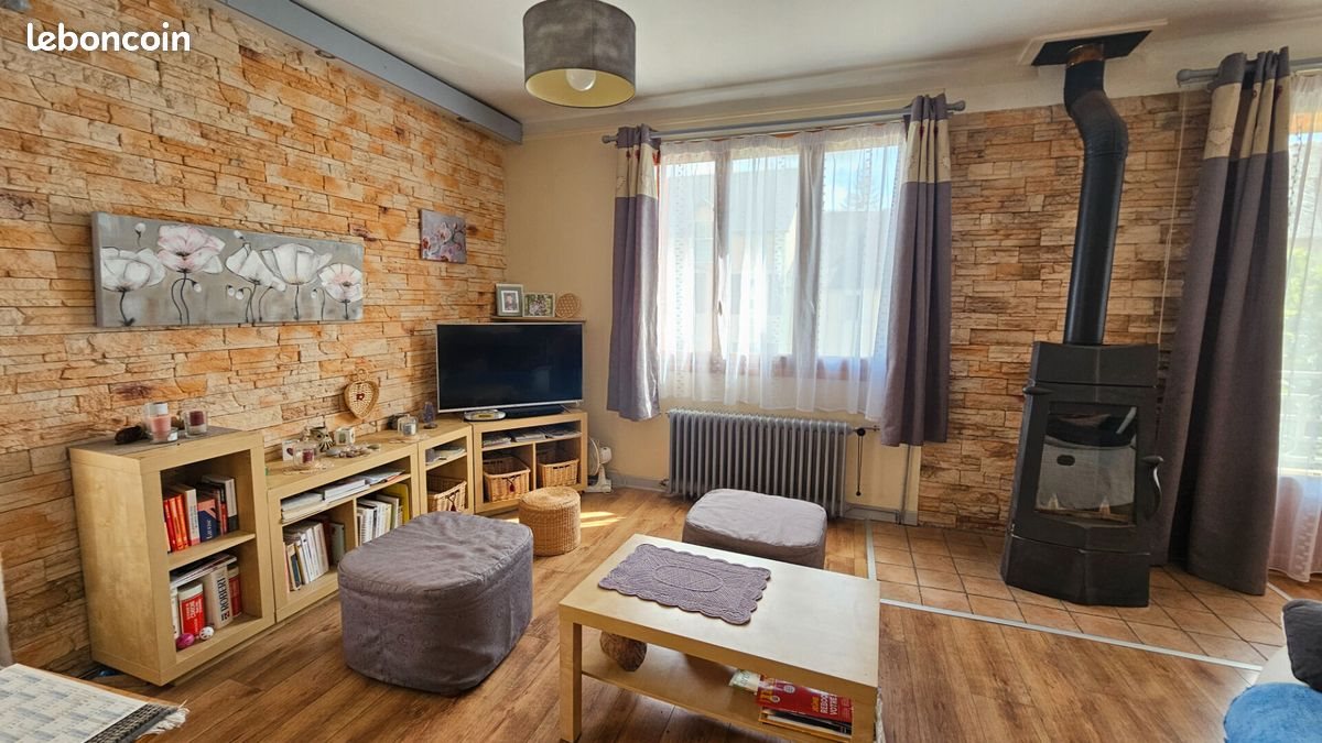 Maison à vendre, 190m², Saint-Geniez-d'Olt