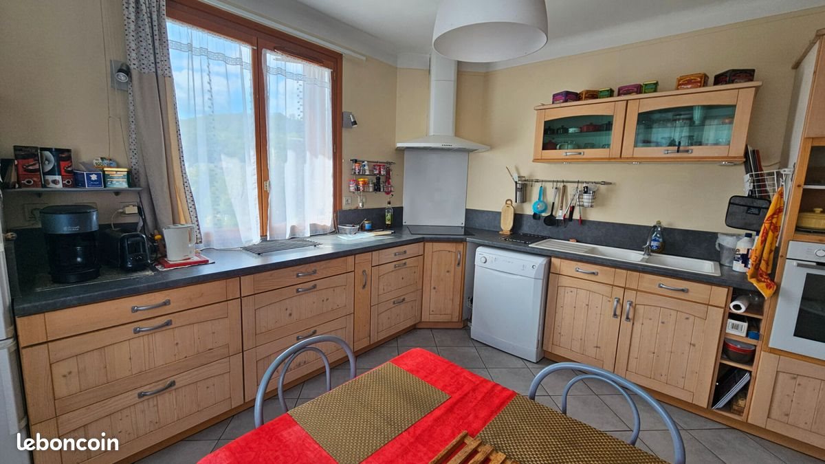 Maison à vendre, 190m², Saint-Geniez-d'Olt