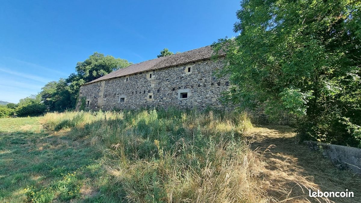 Maison à vendre, 255m², Saint-Geniez-d'Olt