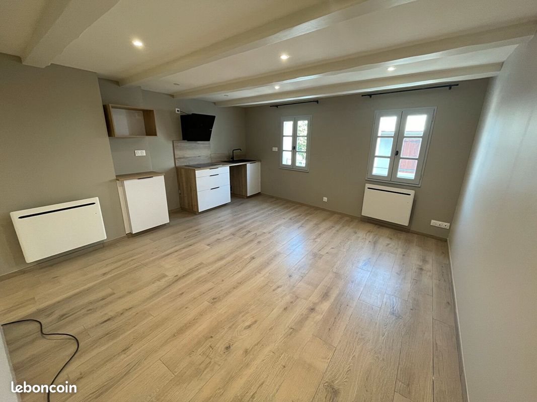 Appartement à louer, 37m², Laguiole