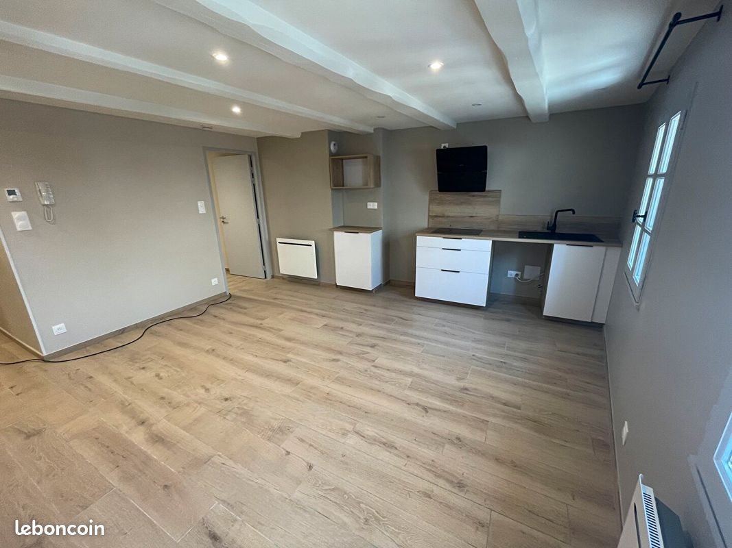 Appartement à louer, 37m², Laguiole