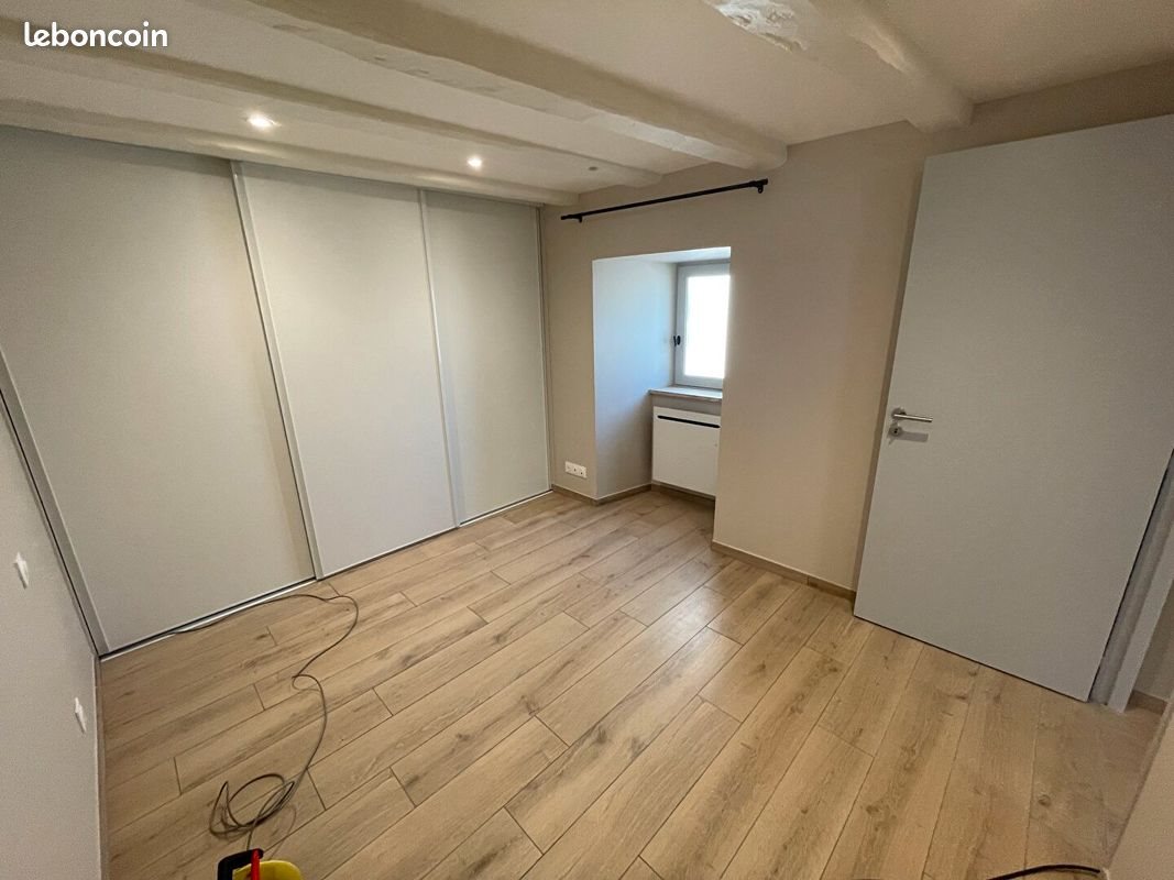 Appartement à louer, 37m², Laguiole