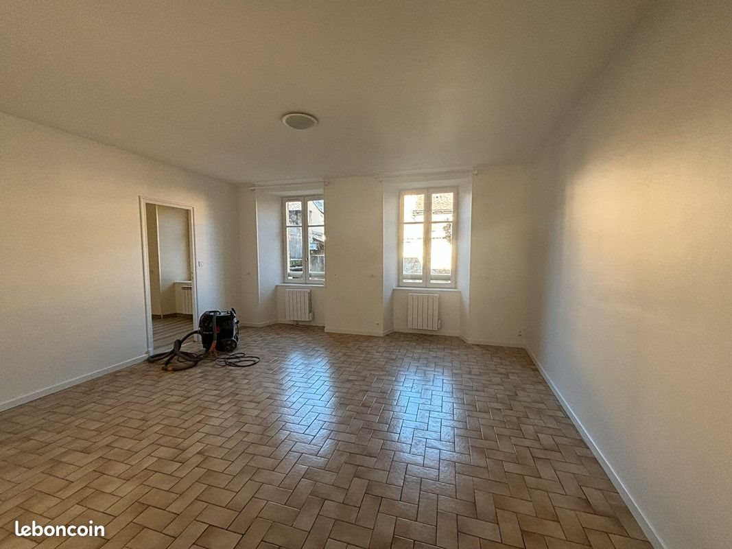 Appartement à louer, 48m², Espalion