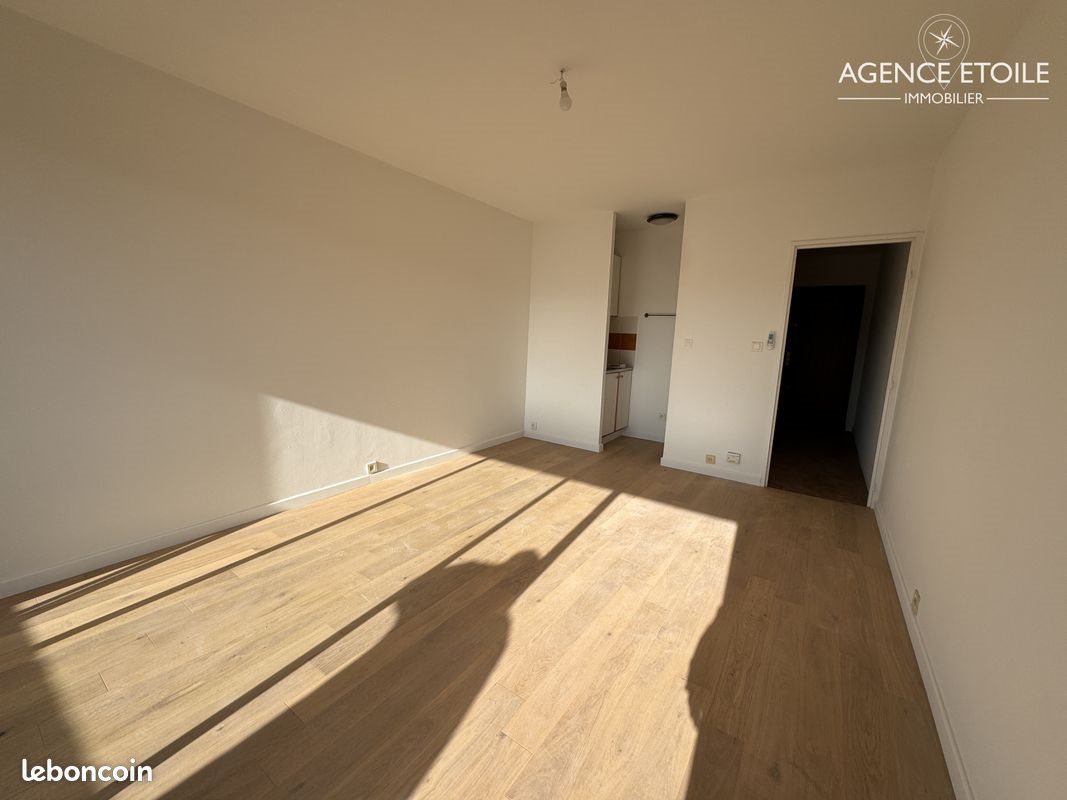Appartement à louer, 24m², Marseille 8ème