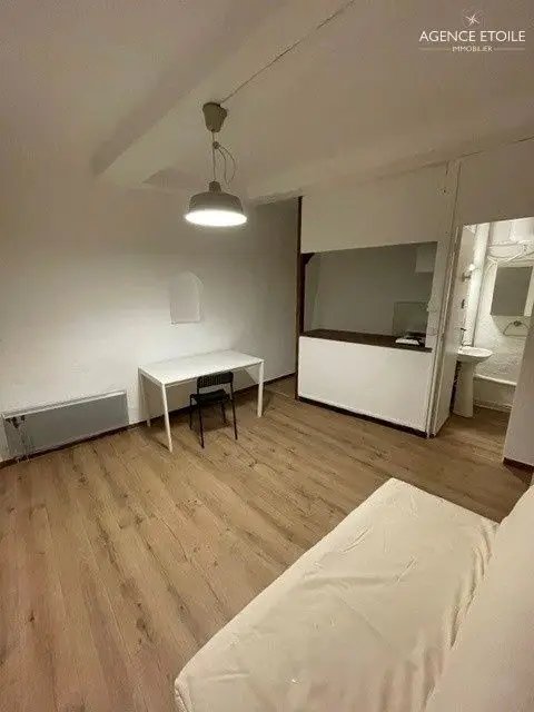 Appartement à louer, 17m², Aix-en-Provence