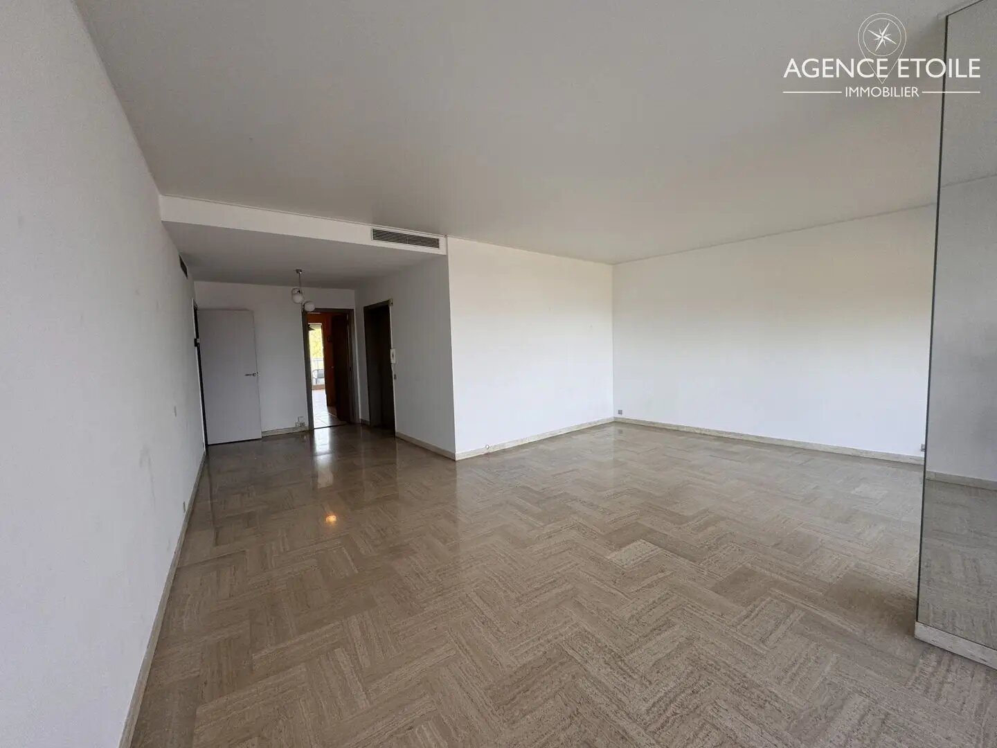 Appartement à louer, 105m², Marseille 8ème