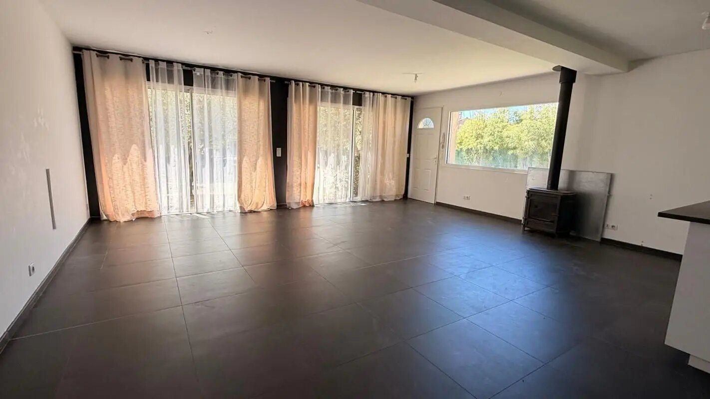 Maison à louer, 114m², Saint-Paul-et-Valmalle