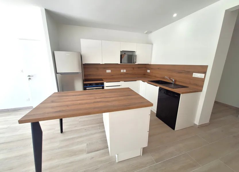 Maison à louer, 92m², Médis
