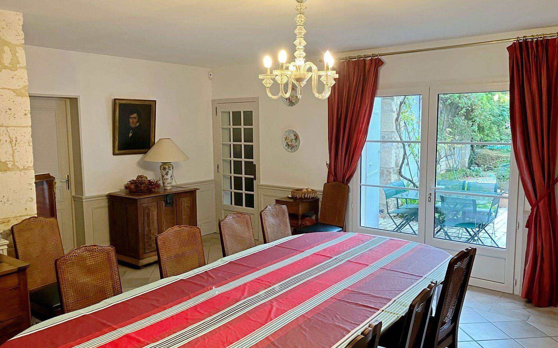 Maison à vendre, 320m², Touvre