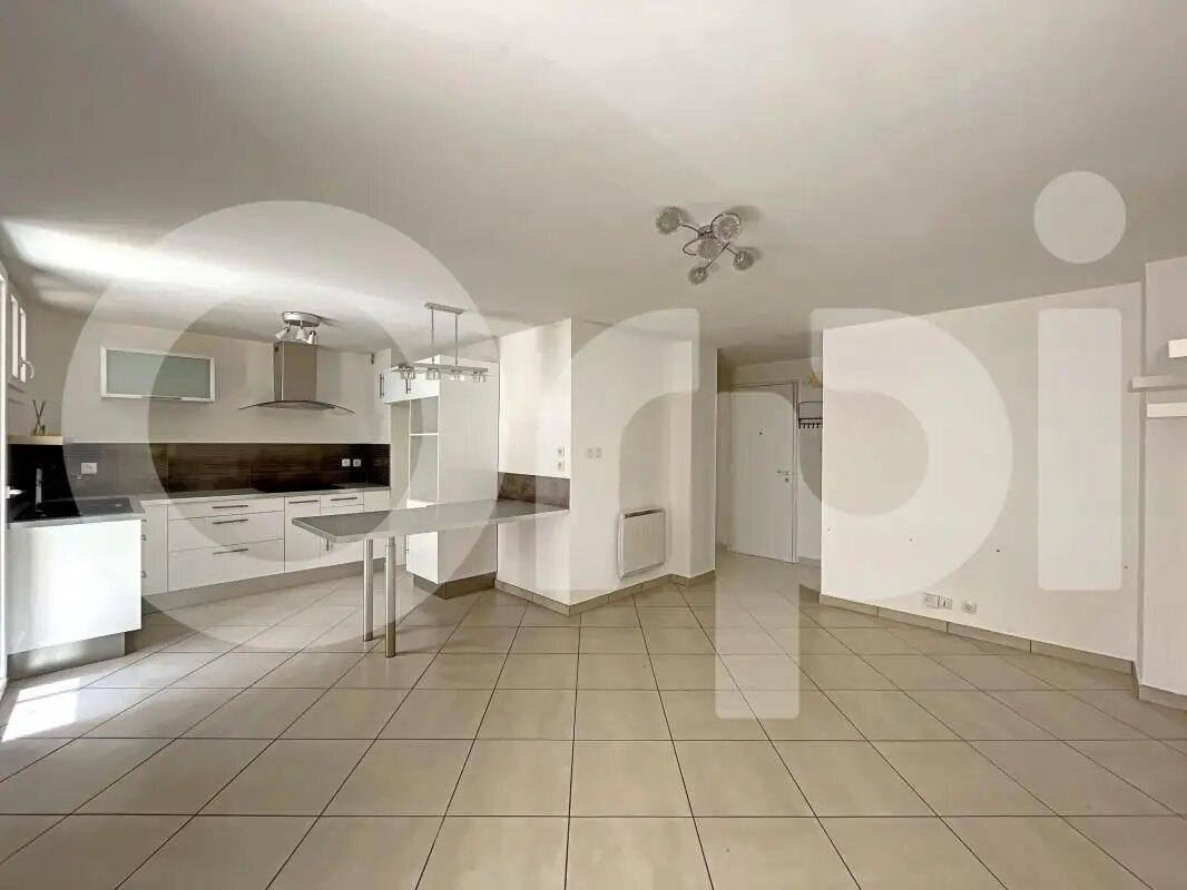 Appartement à louer, 59m², Marseille 8ème