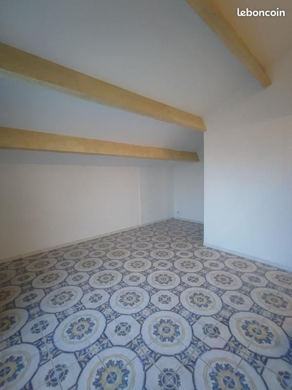Appartement à louer, 63m², Marseille 8ème