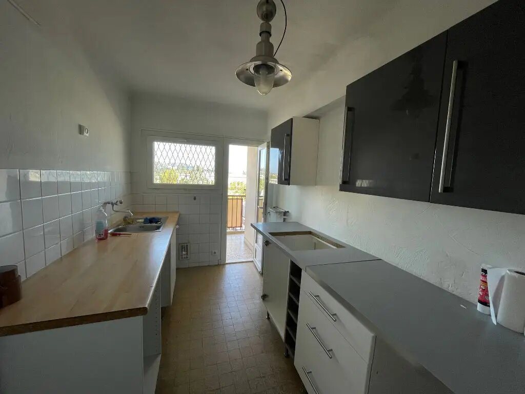 Appartement à louer, 71m², Marseille 8ème