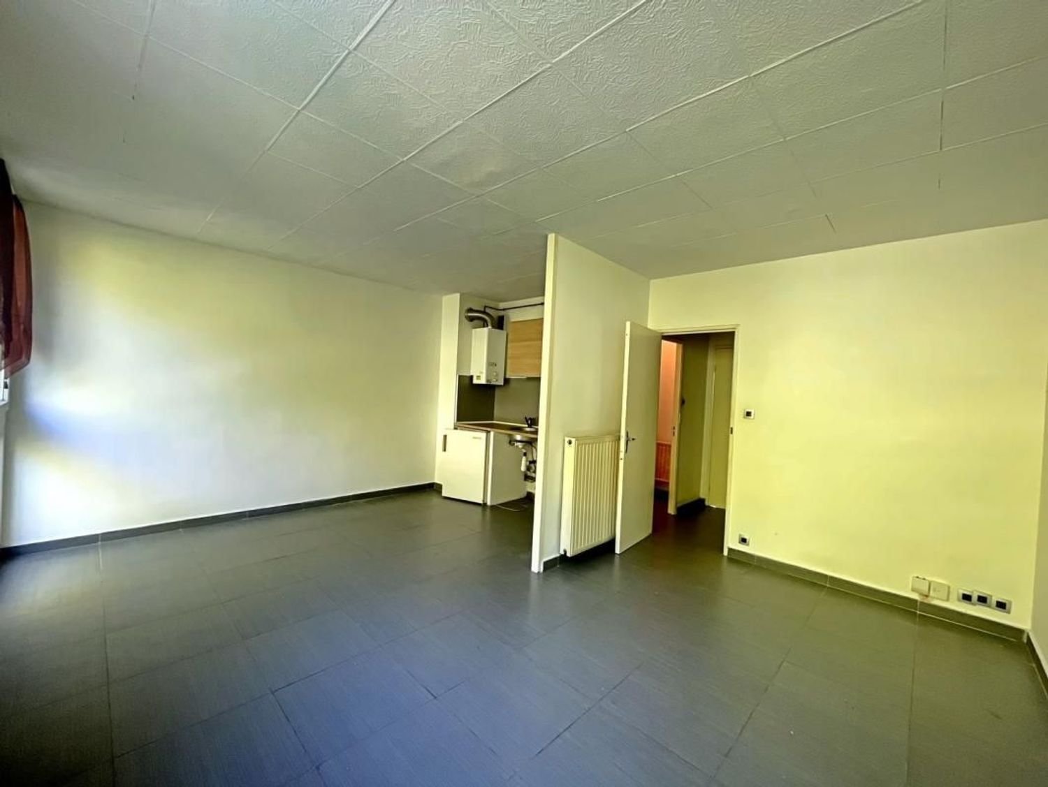 Appartement à louer, 29m², Marseille 8ème