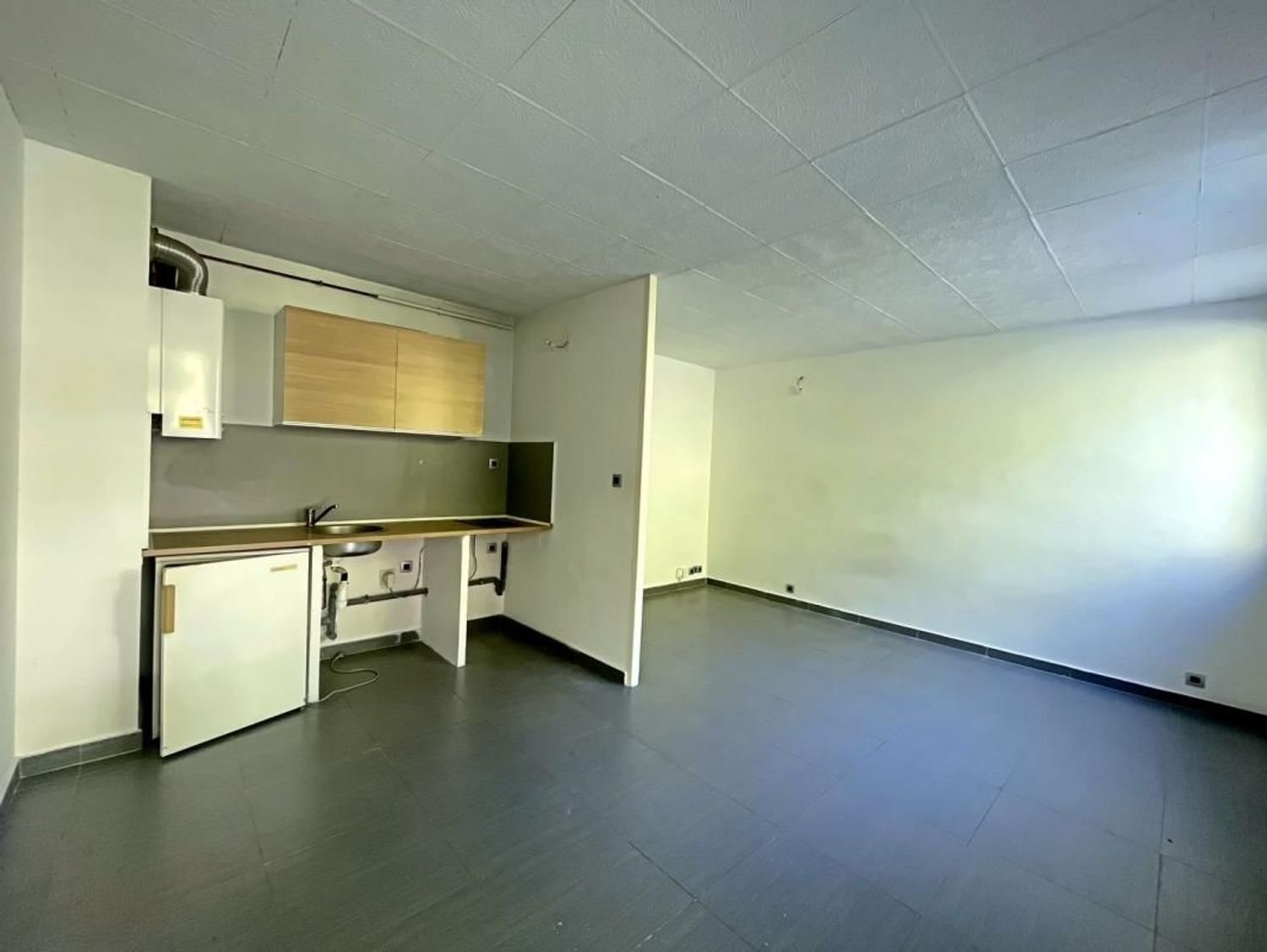 Appartement à louer, 29m², Marseille 8ème