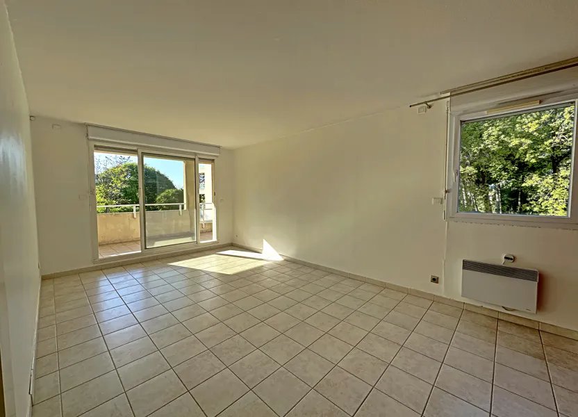 Appartement à louer, 50m², Marseille 8ème