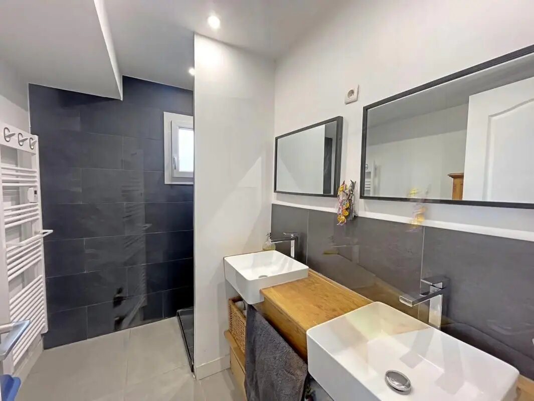 Appartement à louer, 57m², Marseille 8ème
