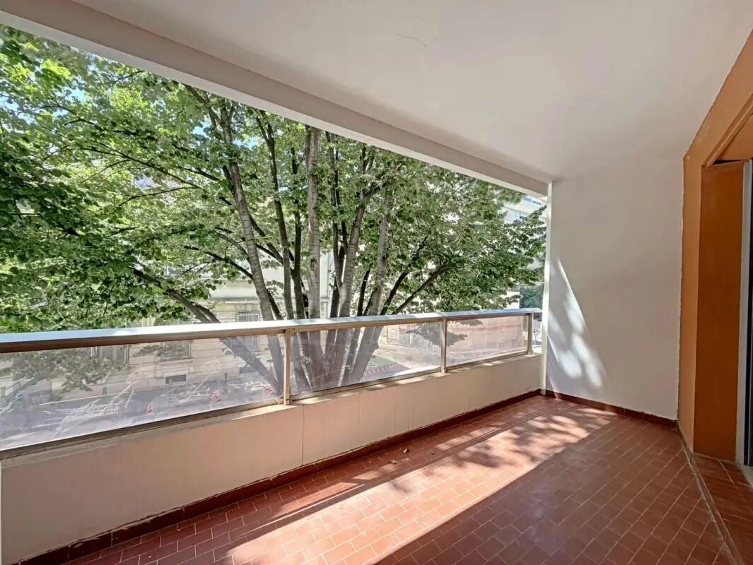 Appartement à louer, 57m², Marseille 8ème