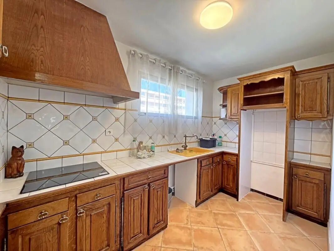 Appartement à louer, 57m², Marseille 8ème