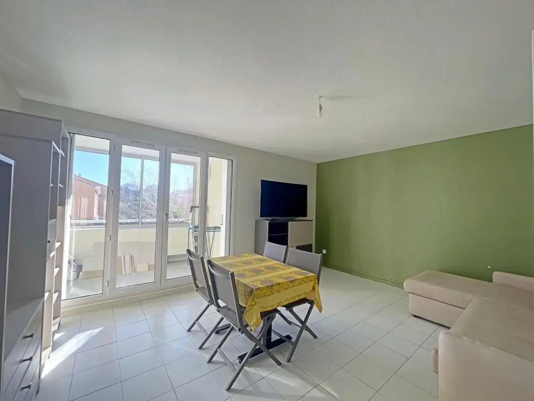 Appartement à louer, 61m², Marseille 8ème
