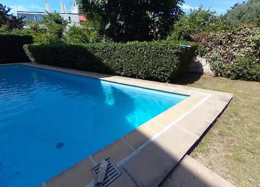 Appartement à louer, 21m², Marseille 8ème