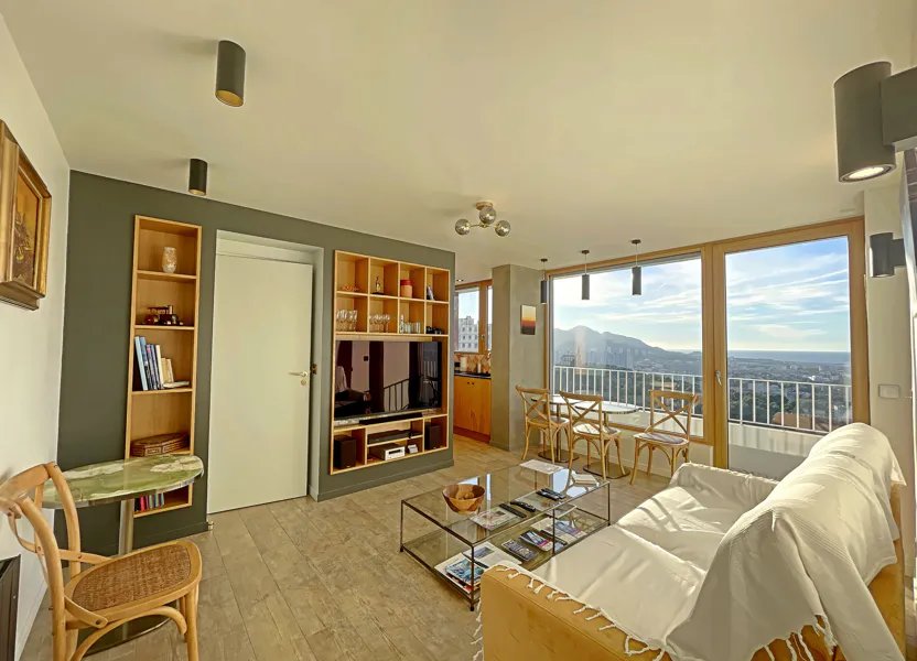 Appartement à louer, 37m², Marseille 9ème