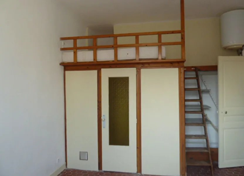 Appartement à louer, 29m², Marseille 7ème