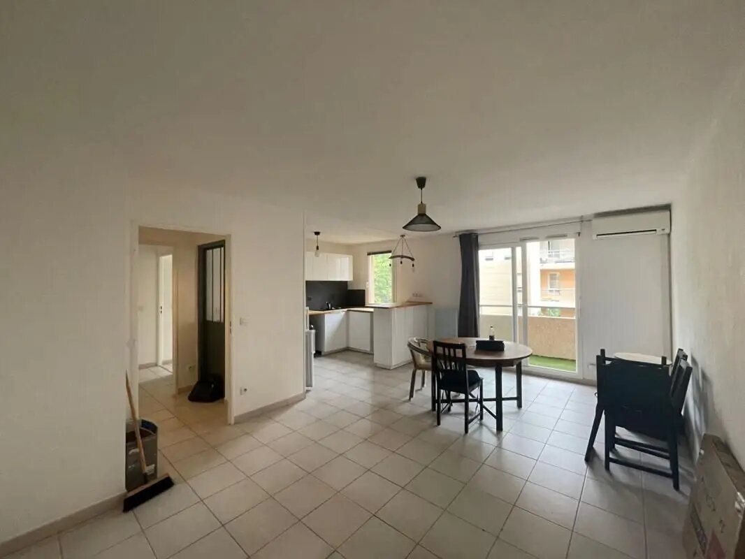 Appartement à louer, 49m², Marseille 8ème